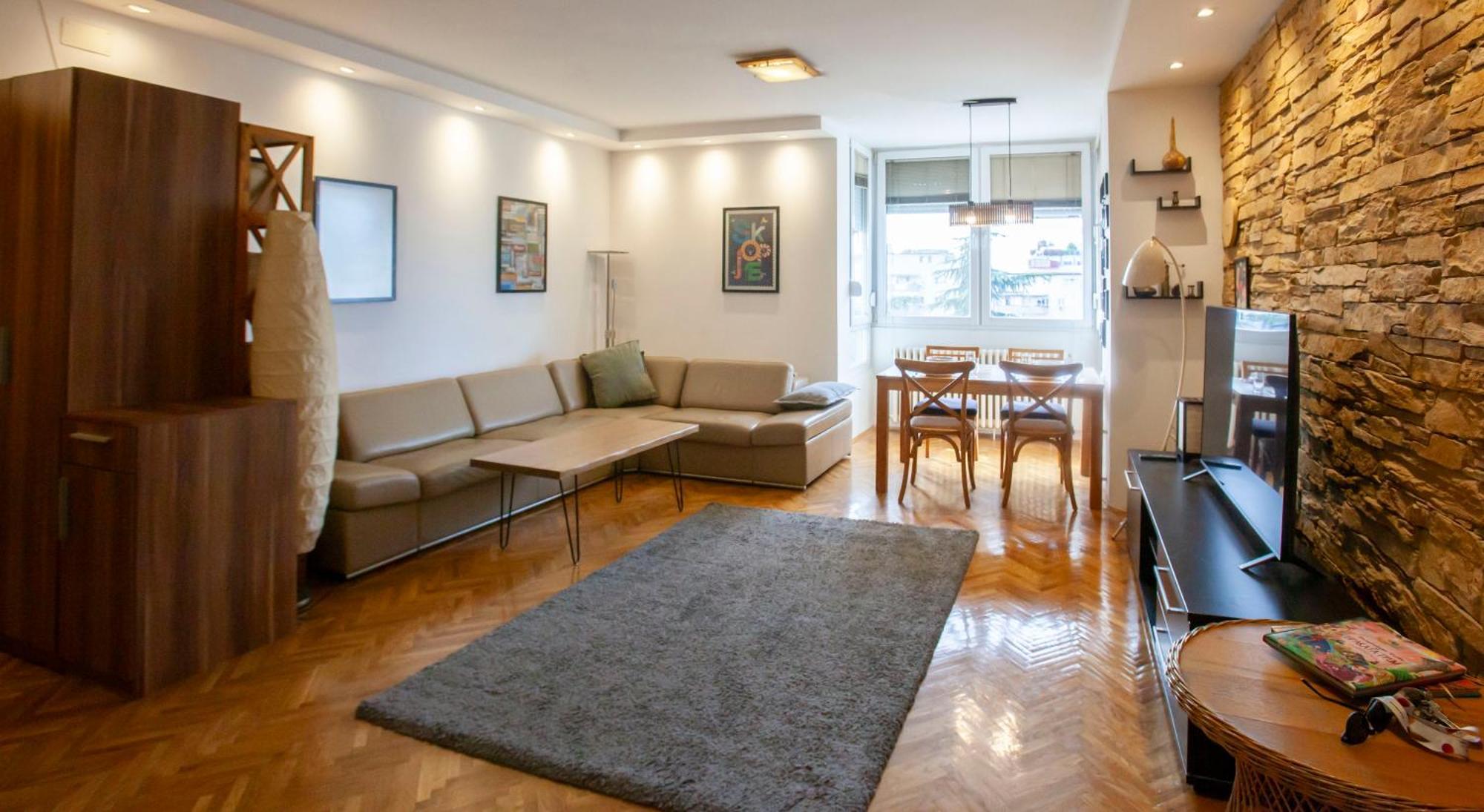 Center Jazz Apartment